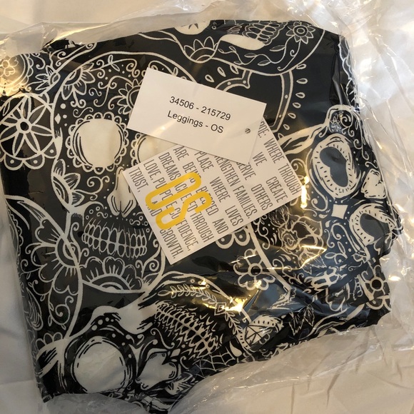 NWT UNICORN LULAROE SUGAR SKULL OS LEGGINGS - Picture 2 of 2